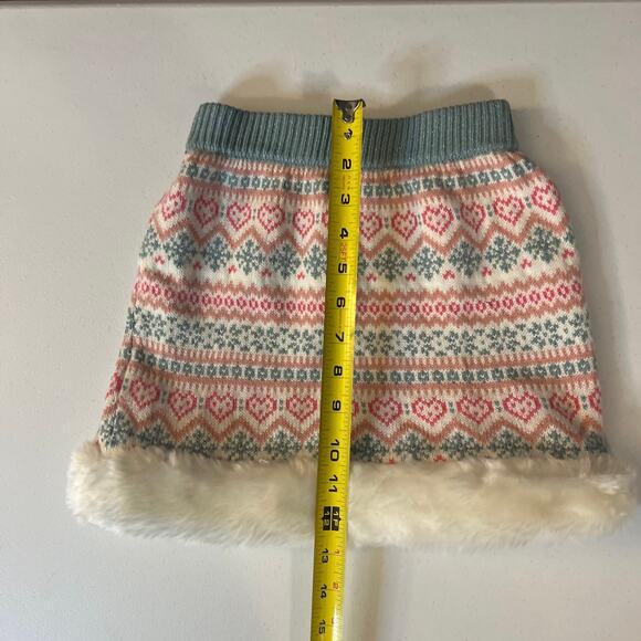 2 Girls Sweater Skirts - Picture 8 of 8